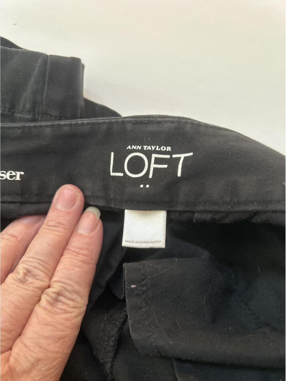 Ann Taylor LOFT Black Original Trouser Size 4P
